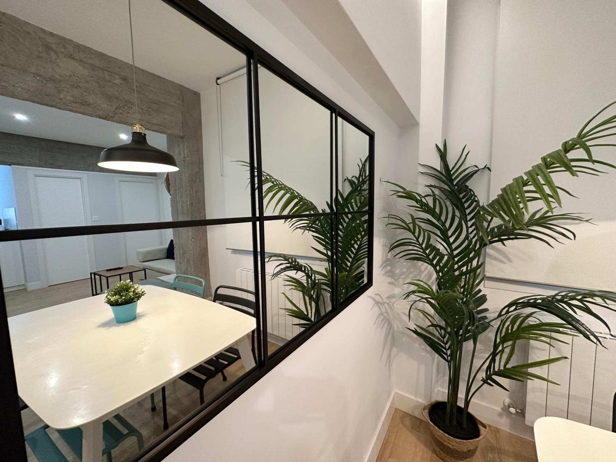 Alhondiga Center By Sleep In Apartment *